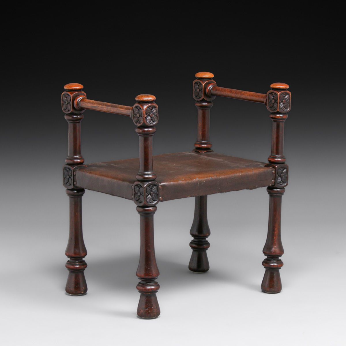 Early Gustav Stickley “Manor Hall Seat” #152 c1900