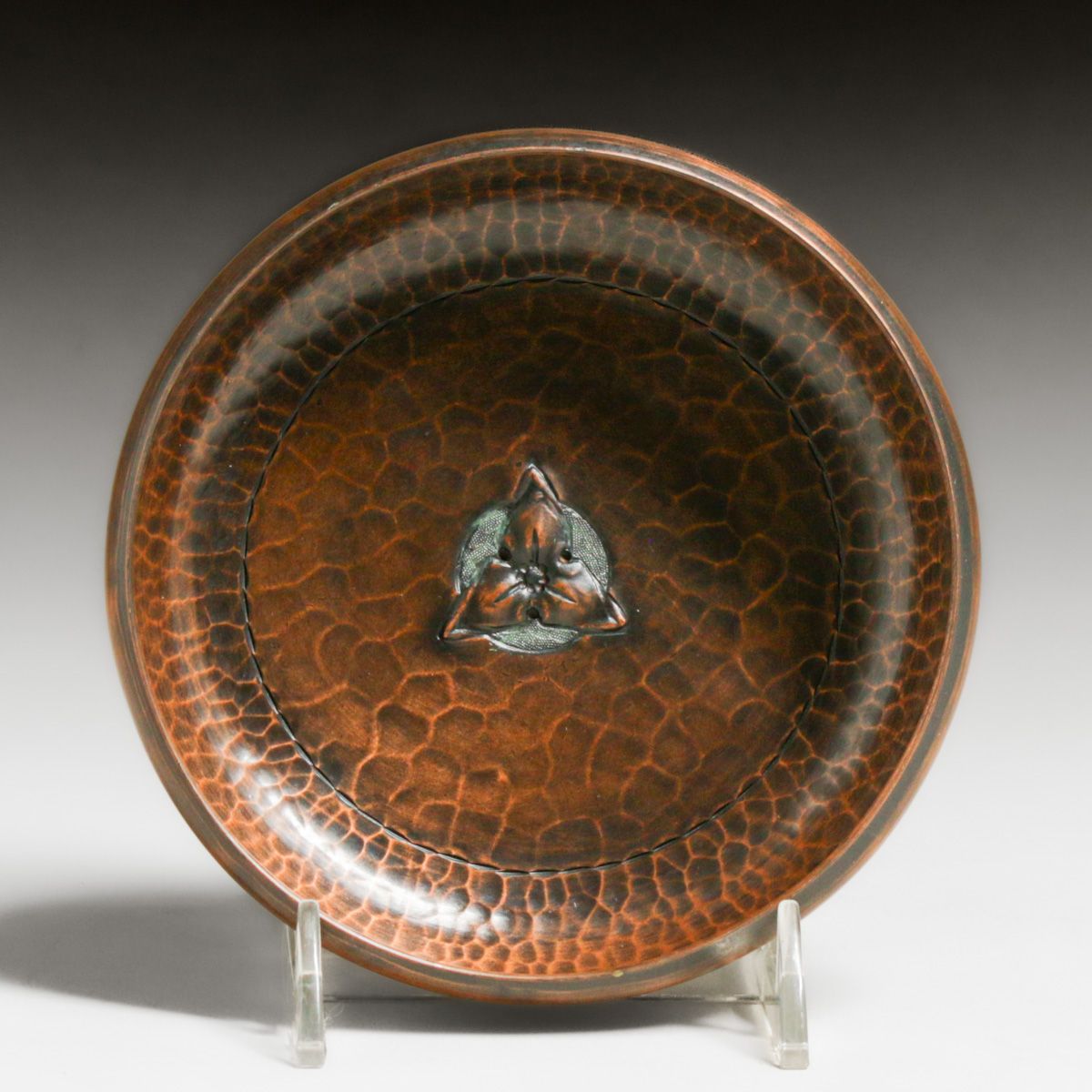 Roycroft Hammered Copper Trefoil Bowl c1920s