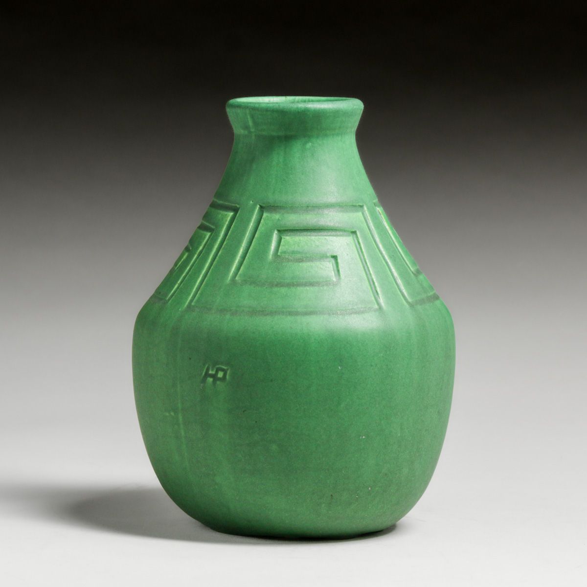 Owens Pottery #32 Matte Green Incised Vase c1910