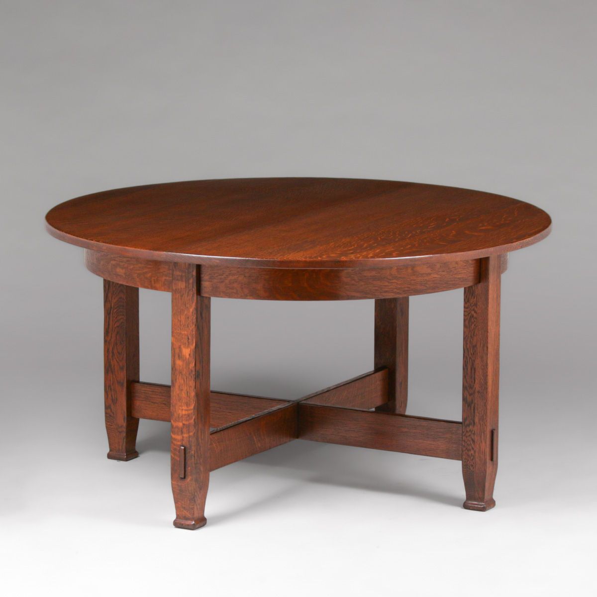 Stickley Brothers 54"d Fixed-Top #2632 Dining Table c1910
