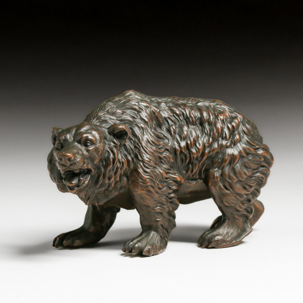 Jennings Brothers - Bridgeport, CT Bronze-Plated Grizzly Bear c1910