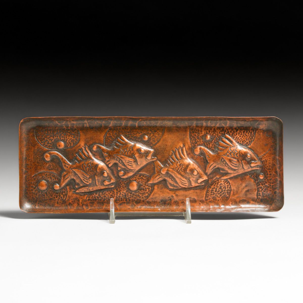 Newlyn Hammered Copper Repousse Fish Pen Tray c1900s