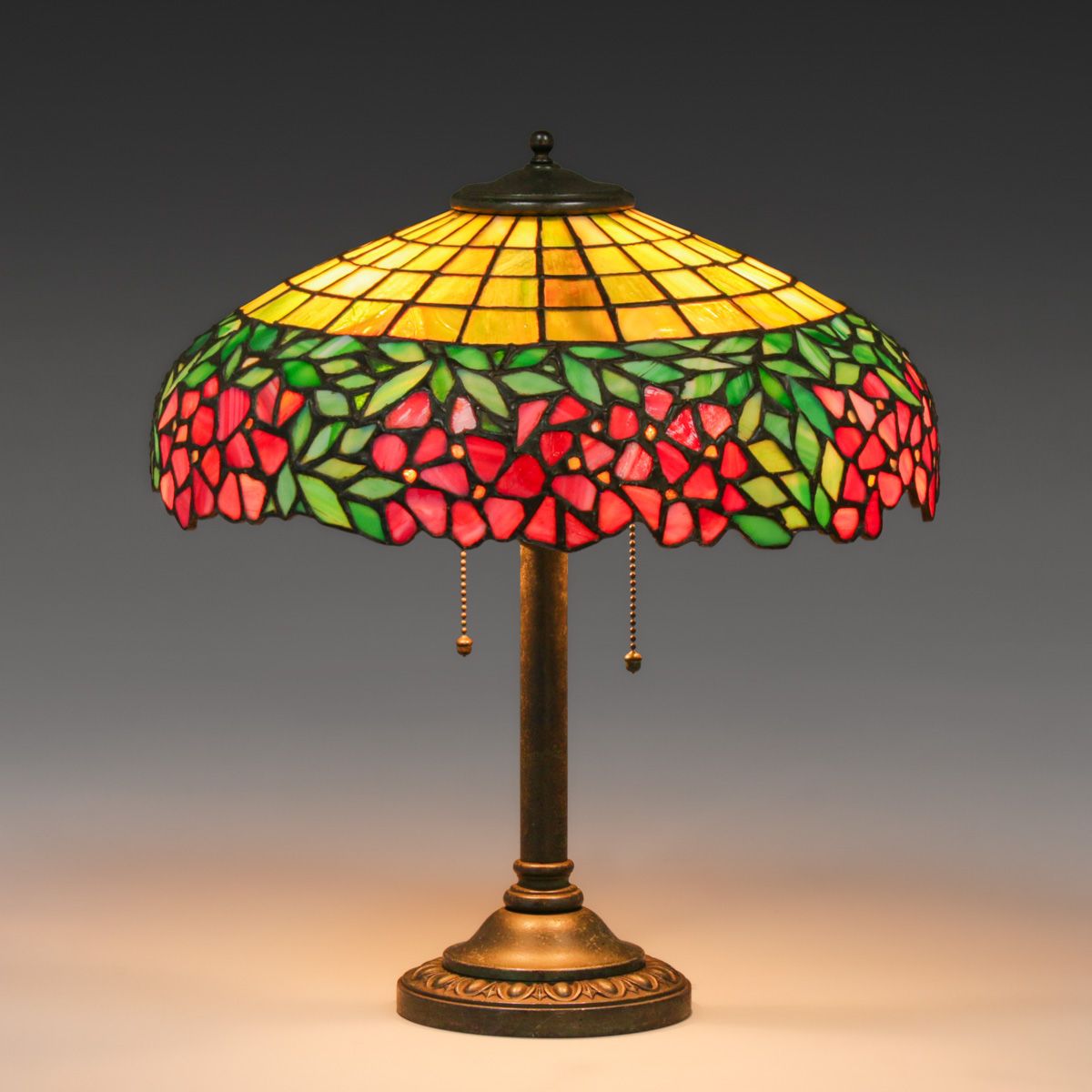 Unique Art Glass and Metal Company , Brooklyn, NY – Floral Leaded Glass Lamp c1910