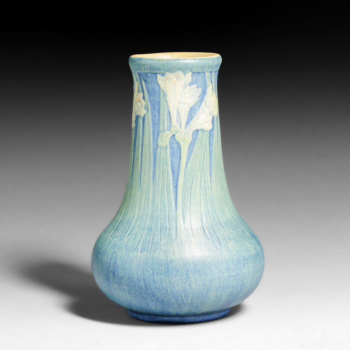 Newcomb College Cynthia Littlejohn Daffodil Vase 1913