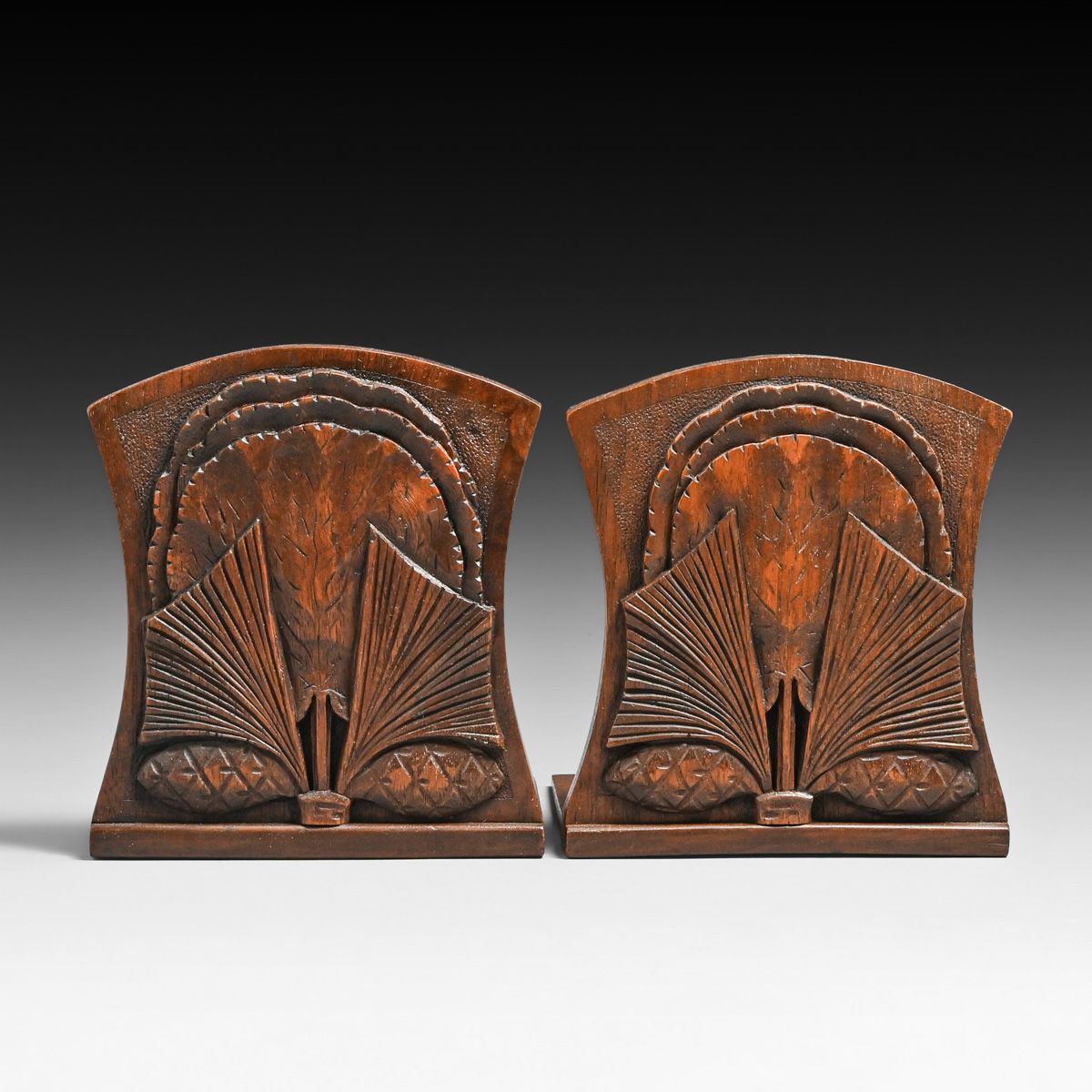 Tryon Toy Makers & Wood Carvers, Tryon, N.C. Hand-Carved Bookends c1930s