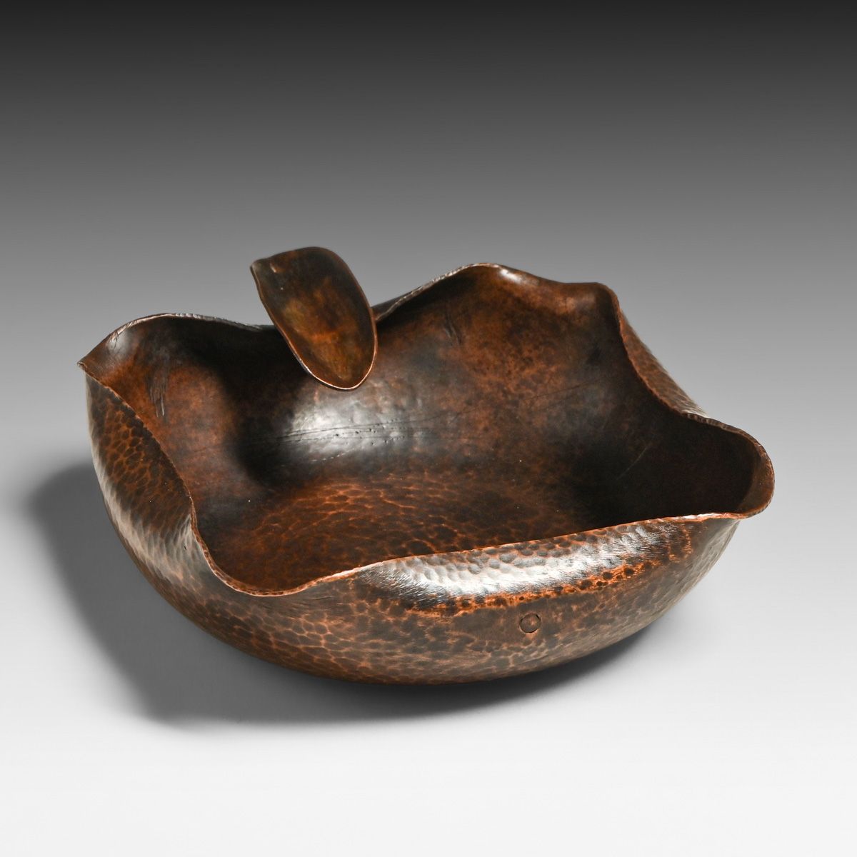 Albert Berry - Seattle Hammered Copper Cigar Ashtray c1920s