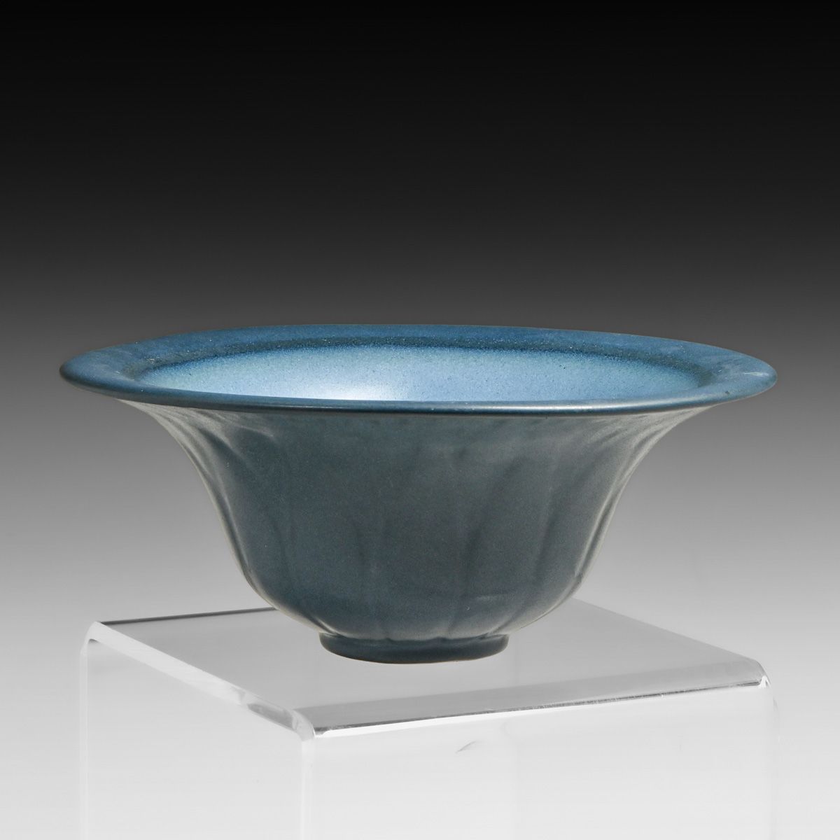 Marblehead Pottery Matte Blue Ribbed Flared Bowl c1910