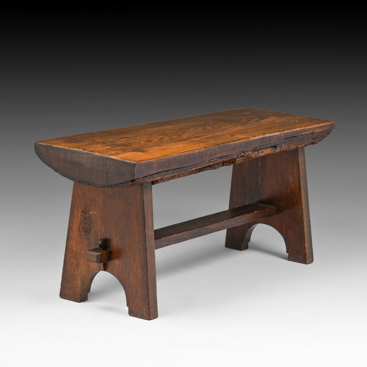 Roycroft  #046 Ali Baba Bench Made for The Roycroft Inn c1905