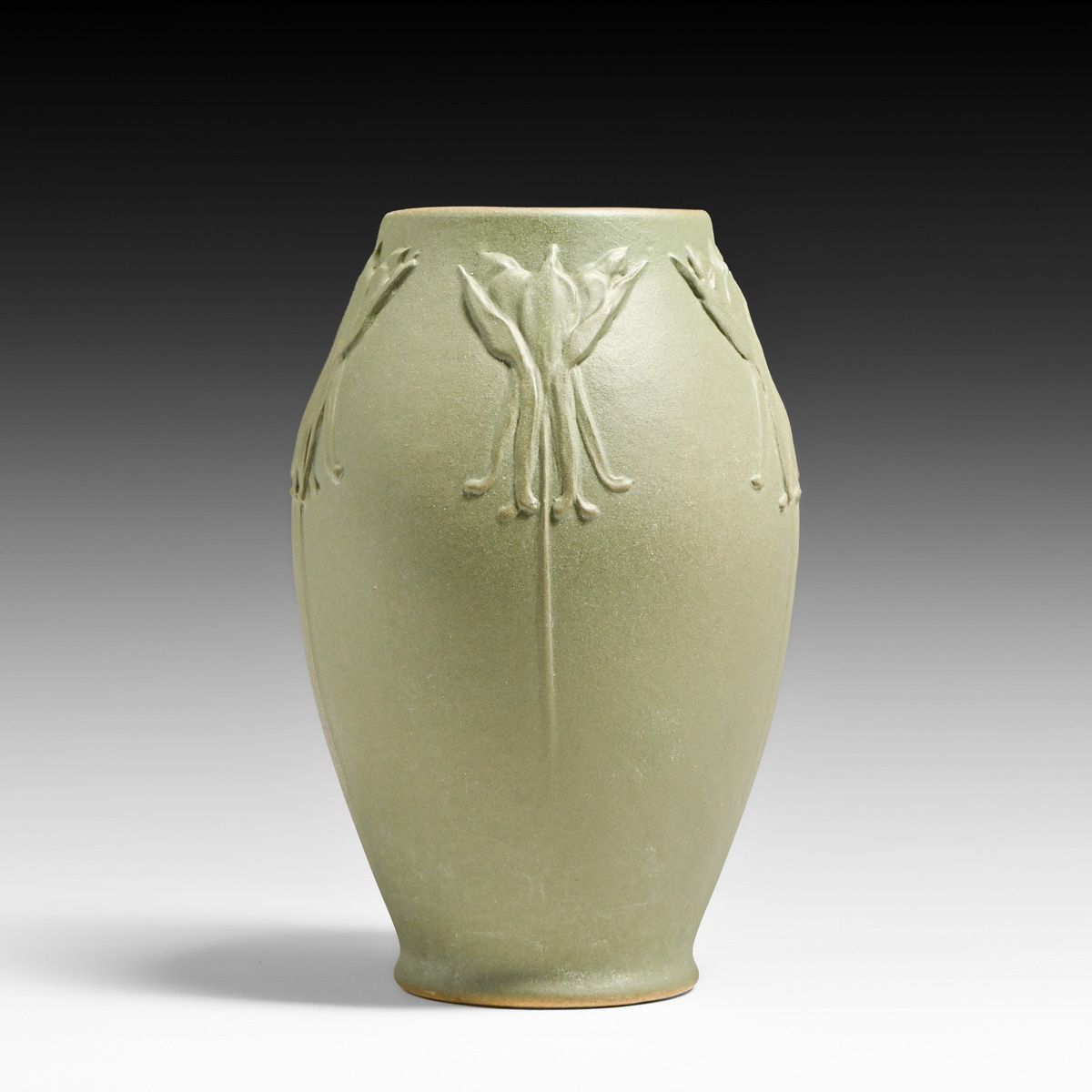 Denver Lonhuda Carved Tulip Vase c1905