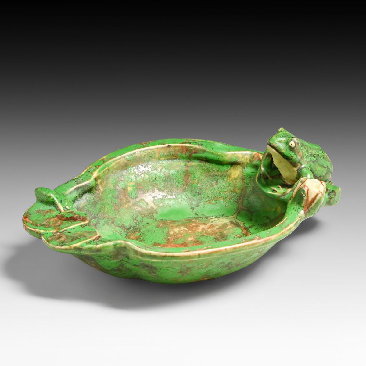 Weller Coppertone Matte Green Lily-Shaped Frog Bowl c1920s