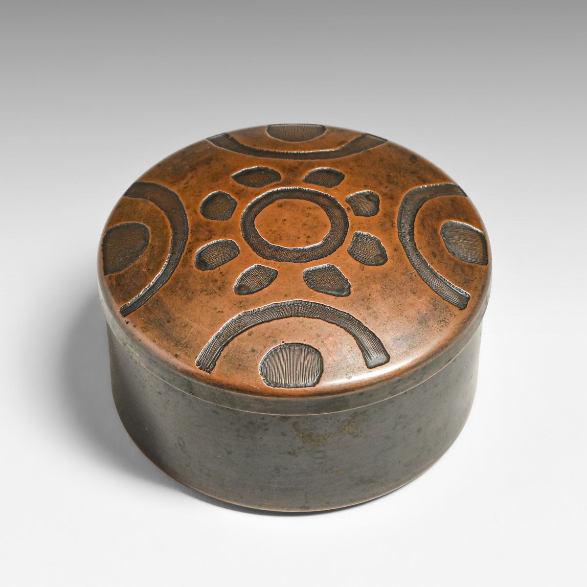 Boston Arts & Crafts Acid-Etched Copper Box c1920s