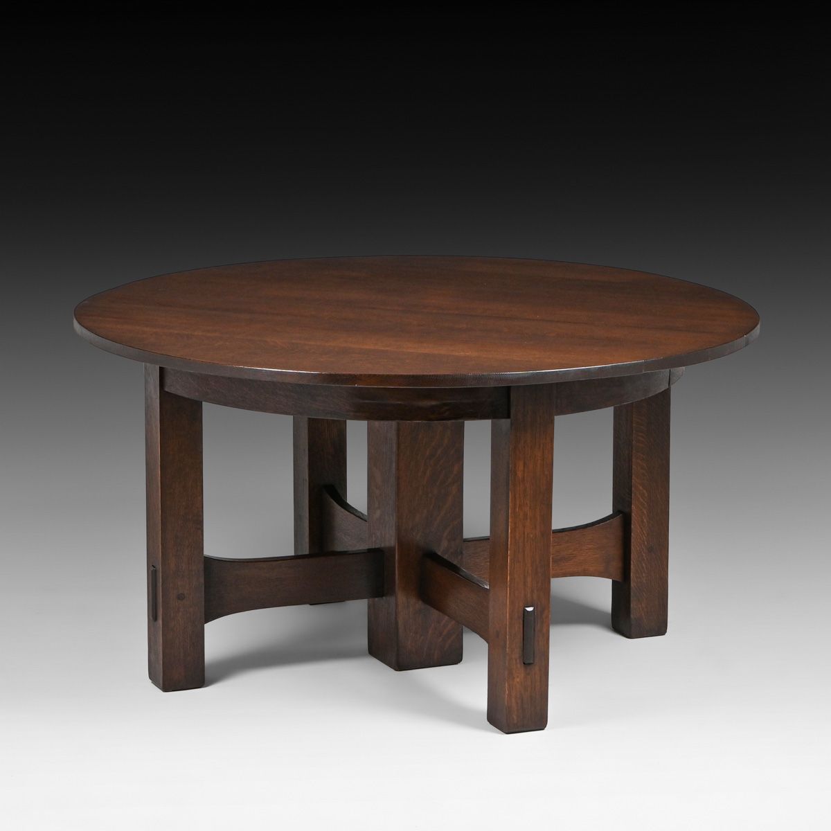 Gustav Stickley 54″d Five-Leg Dining Table c1910