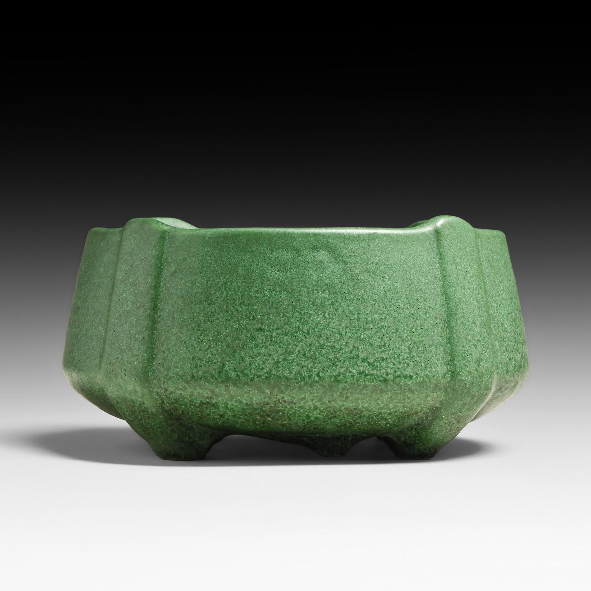 Weller Bedford Matte Green Buttress Bowl c1910s