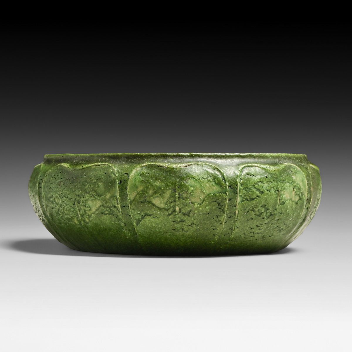 Grueby Pottery Matte Green Crisp Leaves Bowl c1905