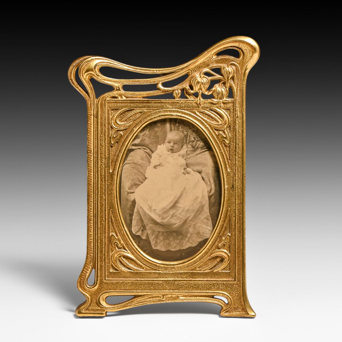 French Art Nouveau Gilt Brass Picture Frame c1900s