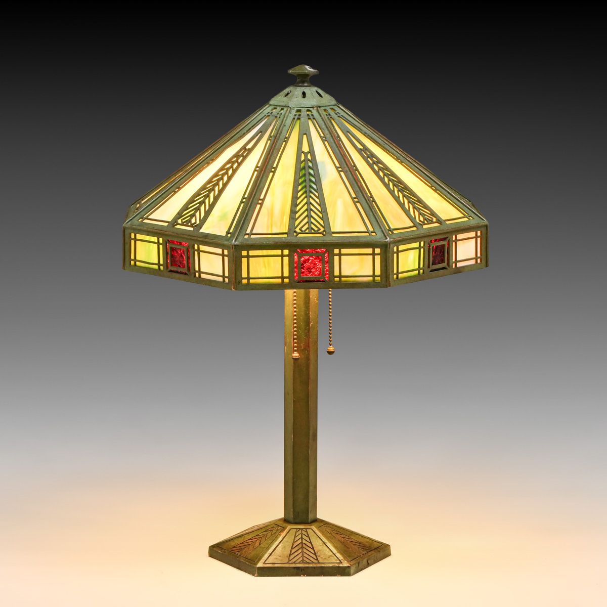 Bradley & Hubbard #216 Prairie School Overlay Slag Glass Lamp c1910