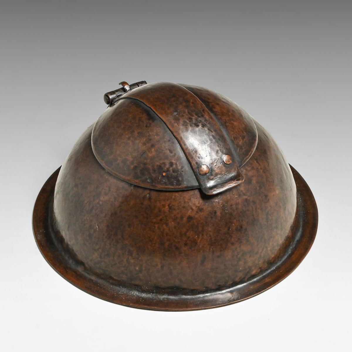 Arts & Crafts Period Hammered Copper Stamp Box c1910