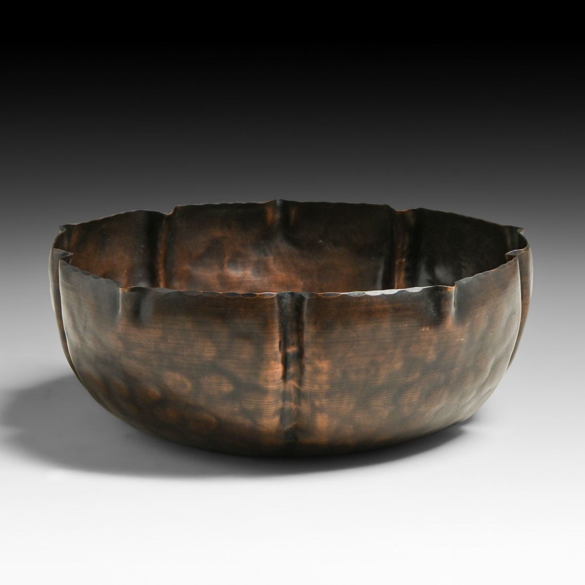 Craftsman Studios - Laguna Beach, CA #887 Hammered Copper Bowl c1930s