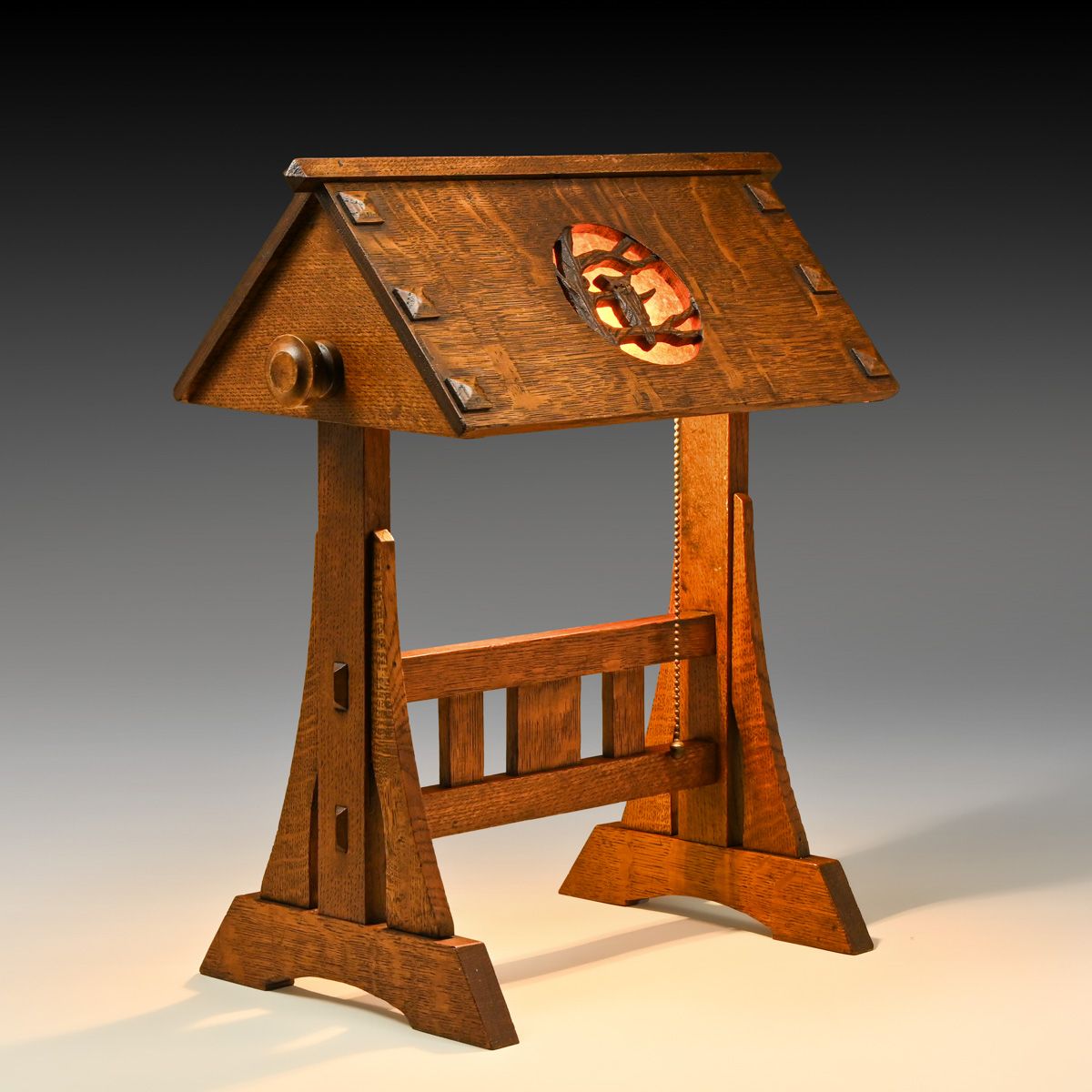 Grand Rapids Oak Hand-Carved & Cutout Owl Motif Lamp c1910
