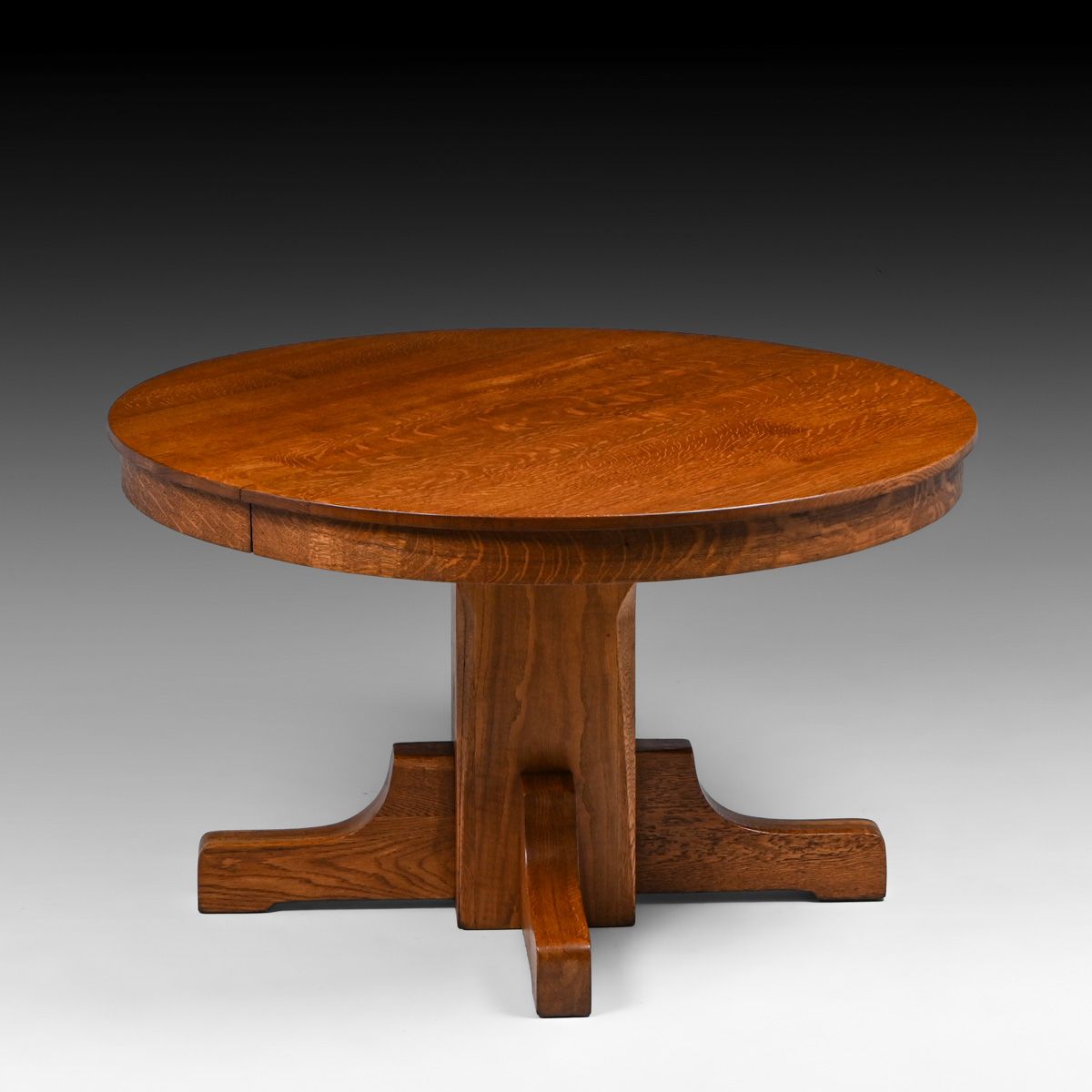 Stickley Brothers 48"d Oak Dining Table c1910