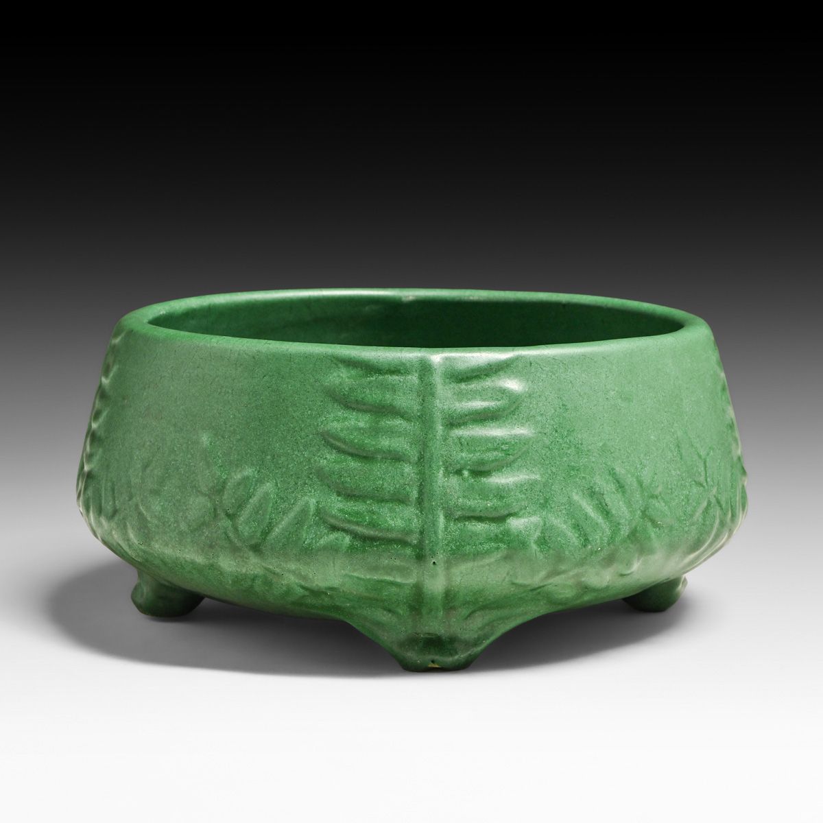 Weller Bedford Matte Green Leaves Fernery c1910s