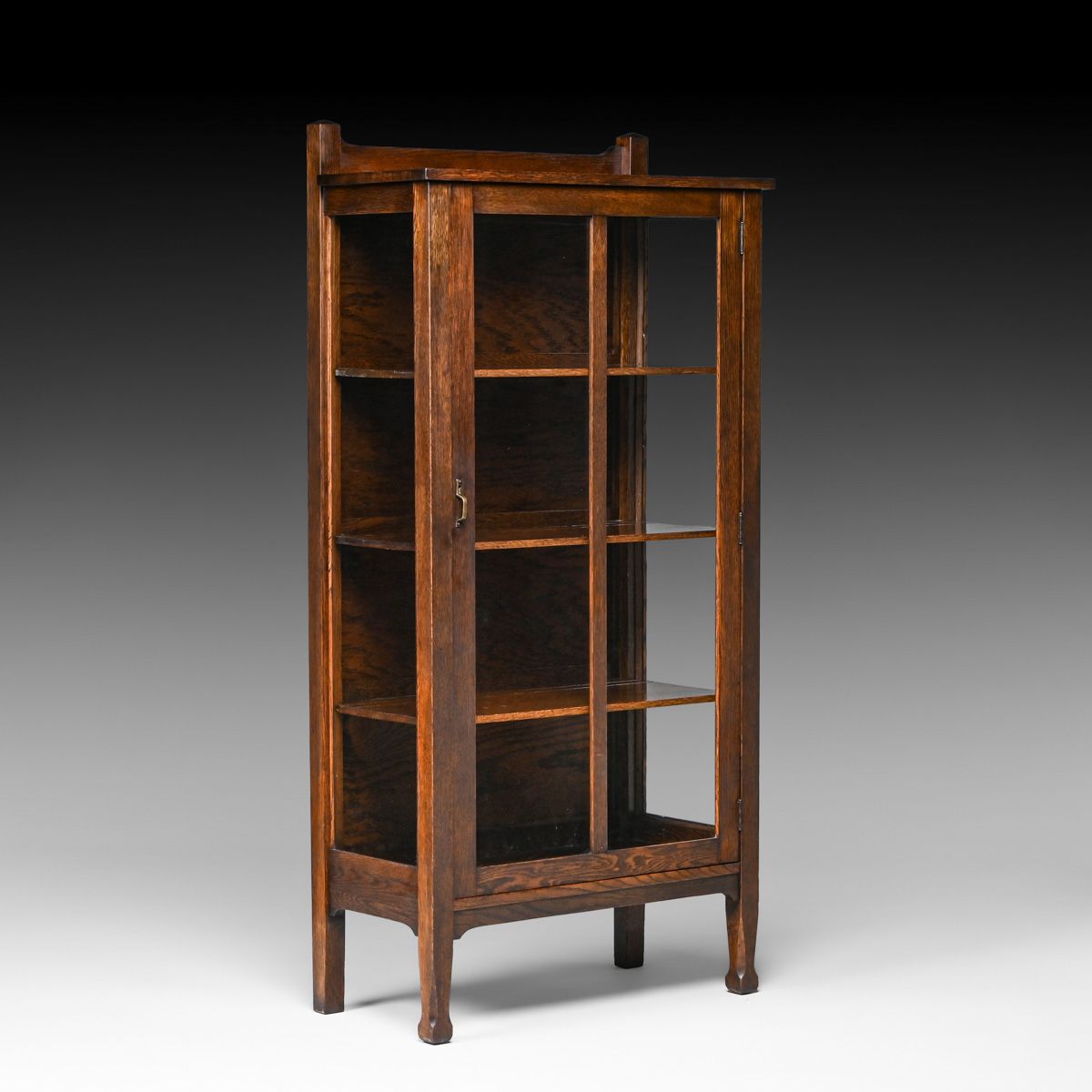 Grand Rapids One-Door Oak China Cabinet c1910