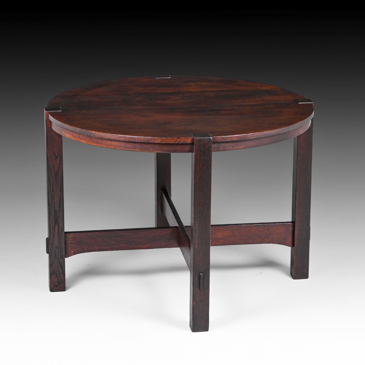 Stickley Brothers 40"d Oak Lamp Table c1910
