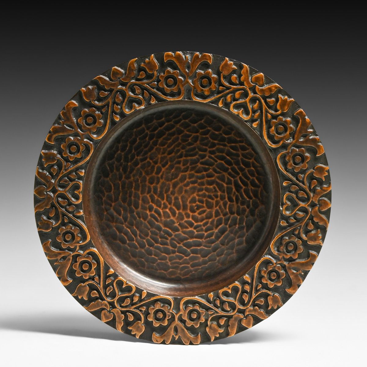 Arts & Crafts Period Hammered Copper Tray c1910