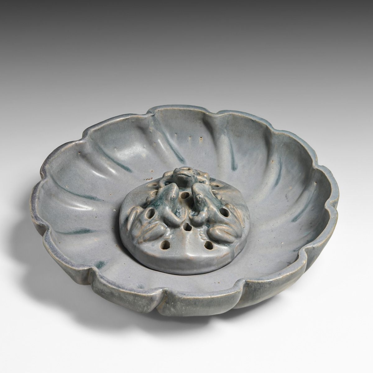 Van Briggle Camelia Bowl & Frog Set 1916.