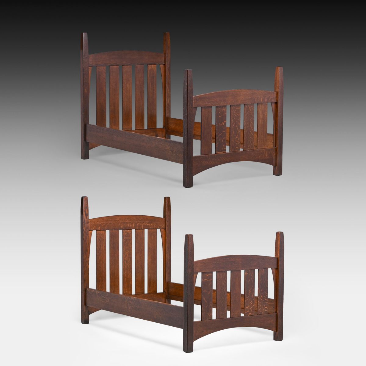 Early Gustav Stickley Pair Pencil-Post 3/4 Beds c1902-1903