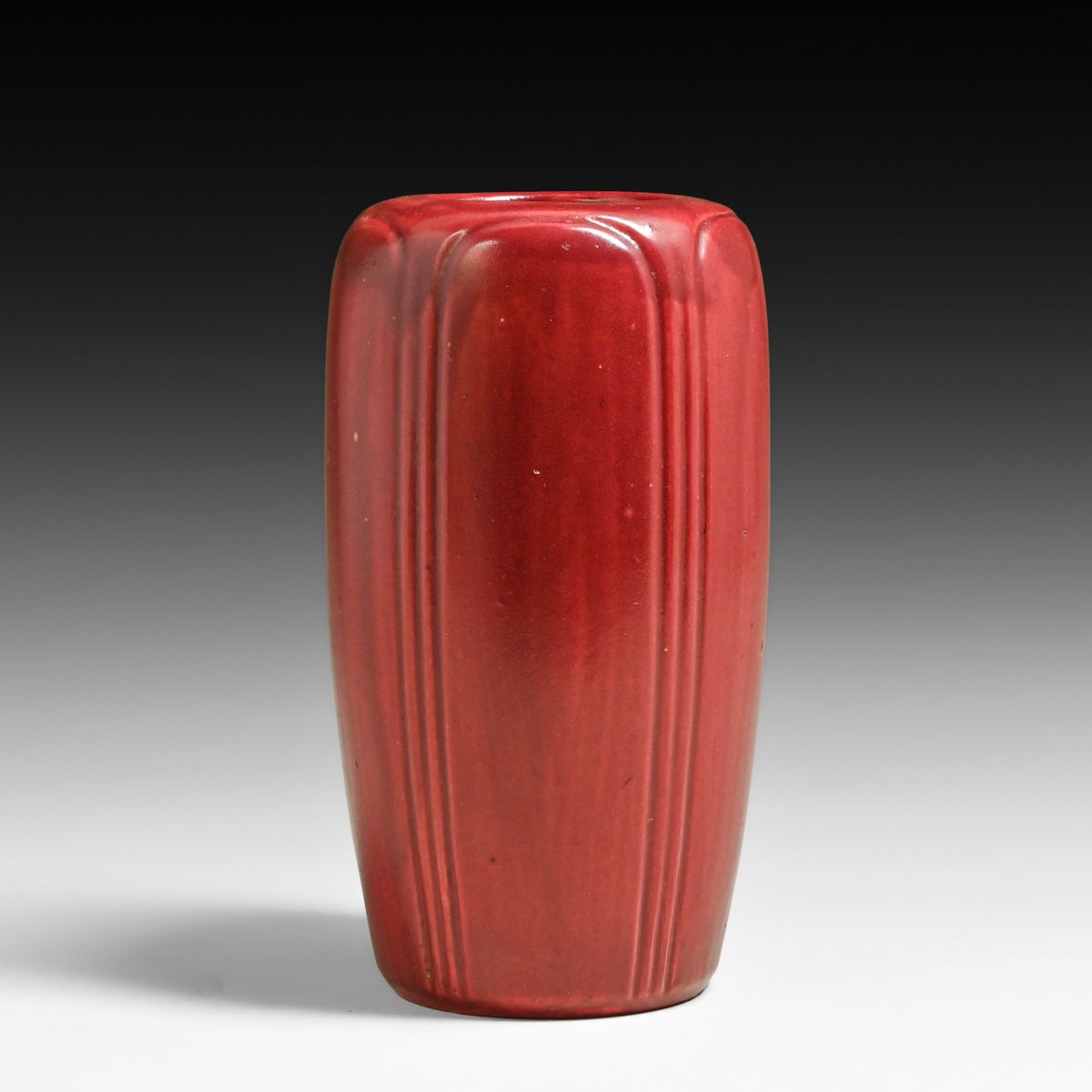 Unusual Hampshire Pottery Red Glaze Vase c1910