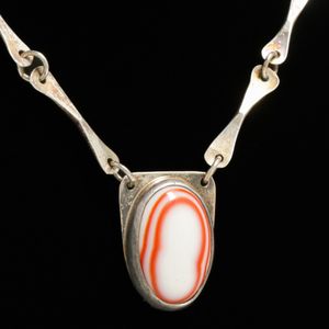 Arts & Crafts Period Sterling Silver & Carnelian Striped Agate Pendant Necklace c1920s