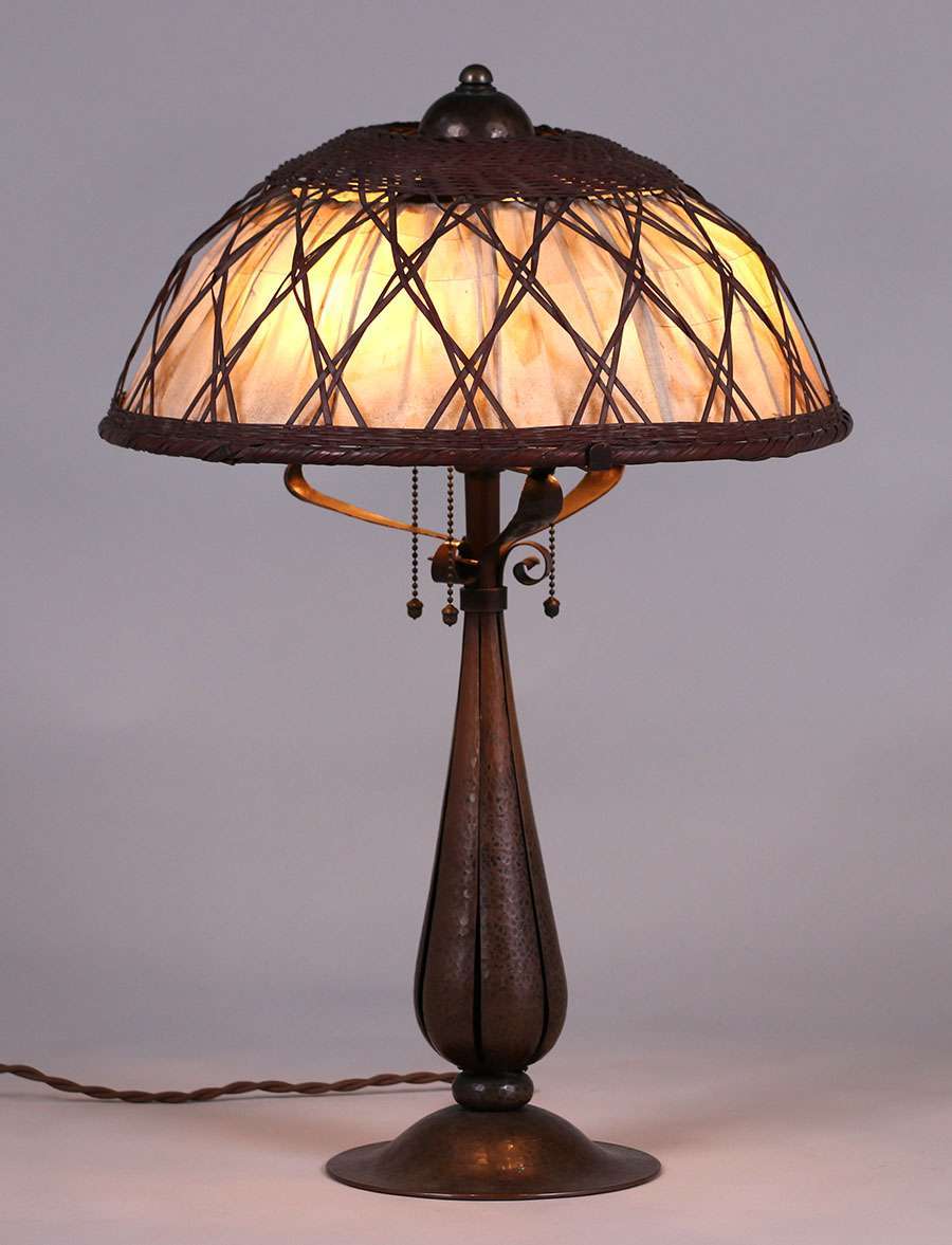 Antique deals wicker lamp