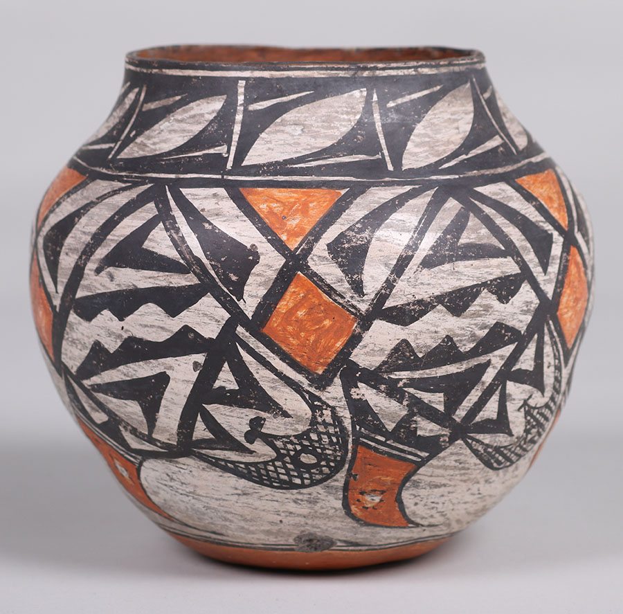 Tesuque Pueblo Vase c1910-1920 | California Historical Design