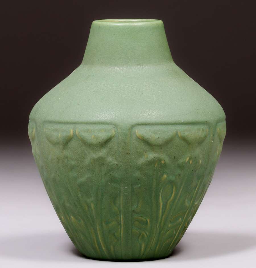 Early Van Briggle #461 Matte Green Thistle Vase 1906 | California ...